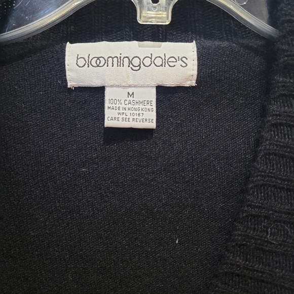 Bloomingdales Cashmere Cardigan - Picture 2 of 10